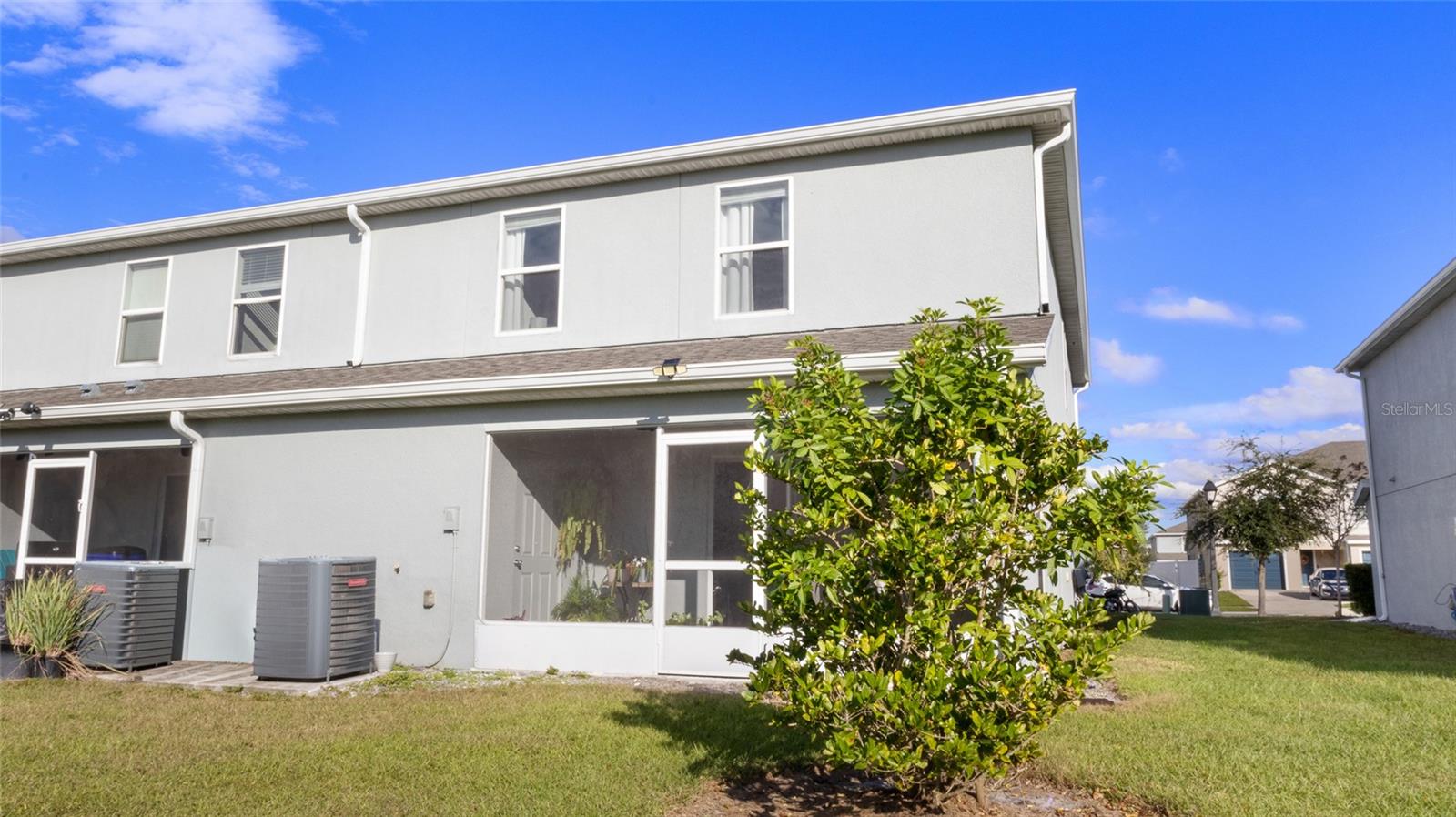 Casas a venda 4 - Jen Dantas 2922 FIELDWOOD CIRCLE