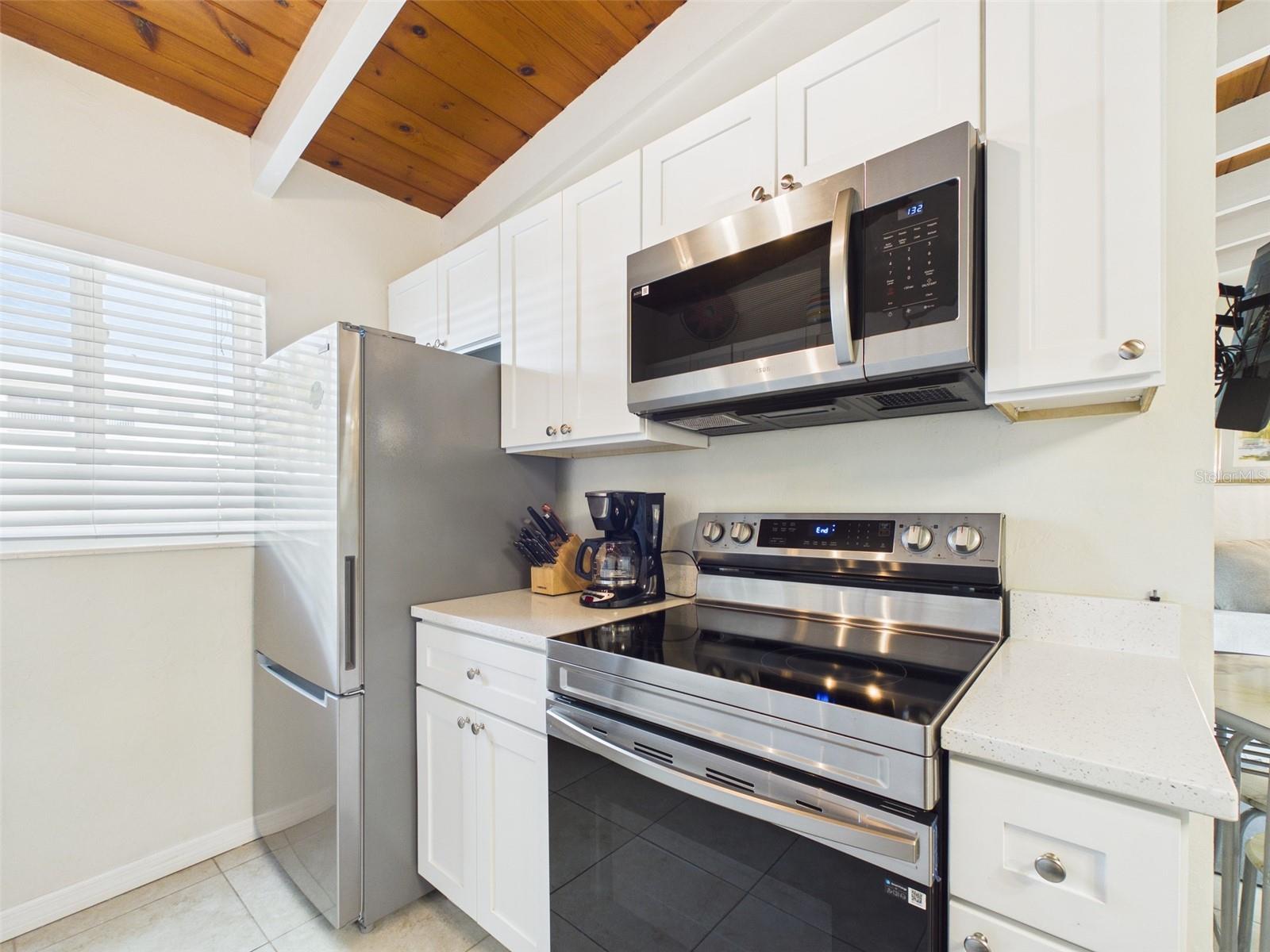 CASA MAR - Residential Income