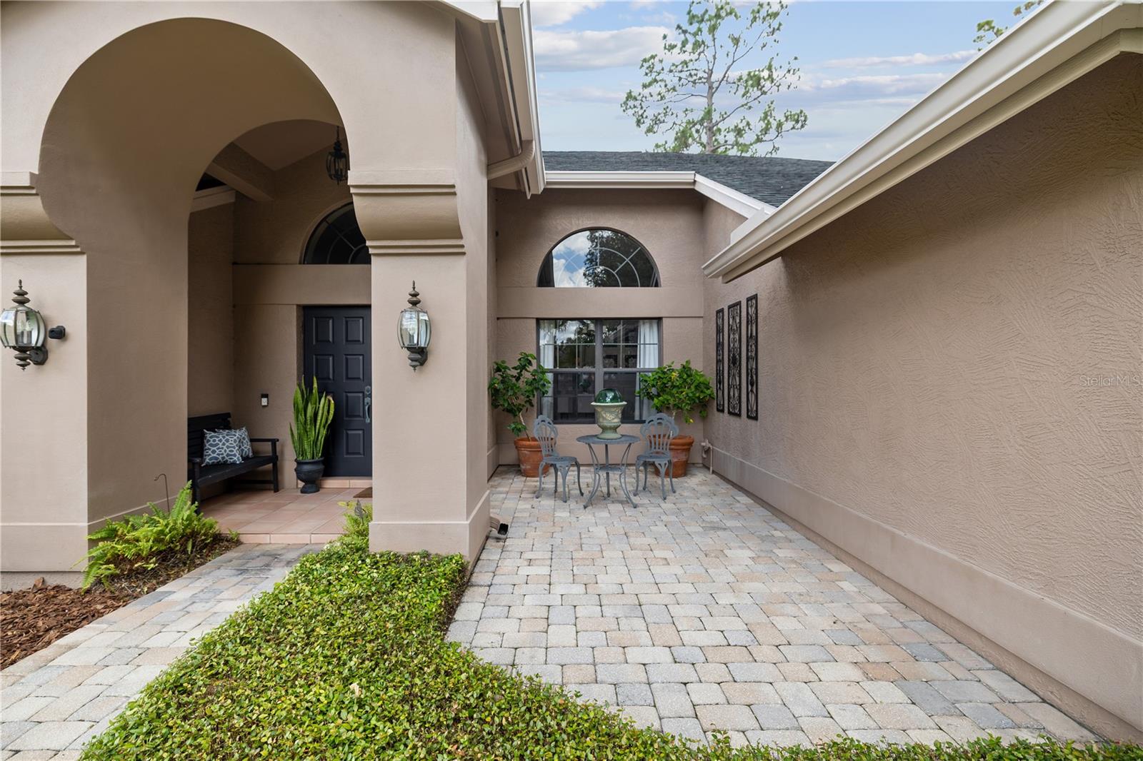 3372 BRIAN ROAD S