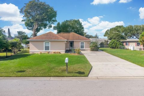 Photo of 12 Delaware Avenue, Saint Cloud, FL 34769 (MLS # S5144634)