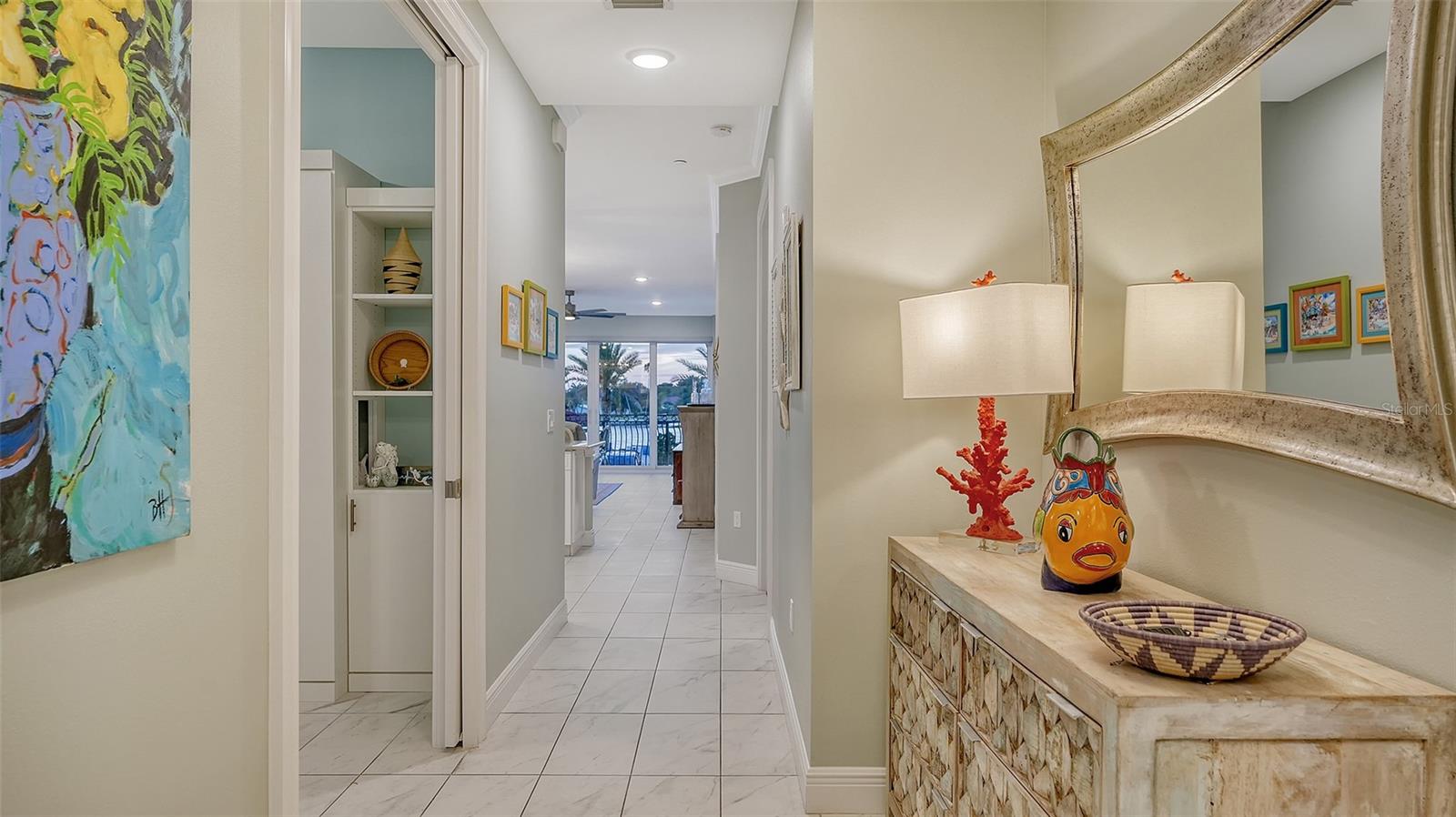 505 TAMIAMI TRAIL N 201