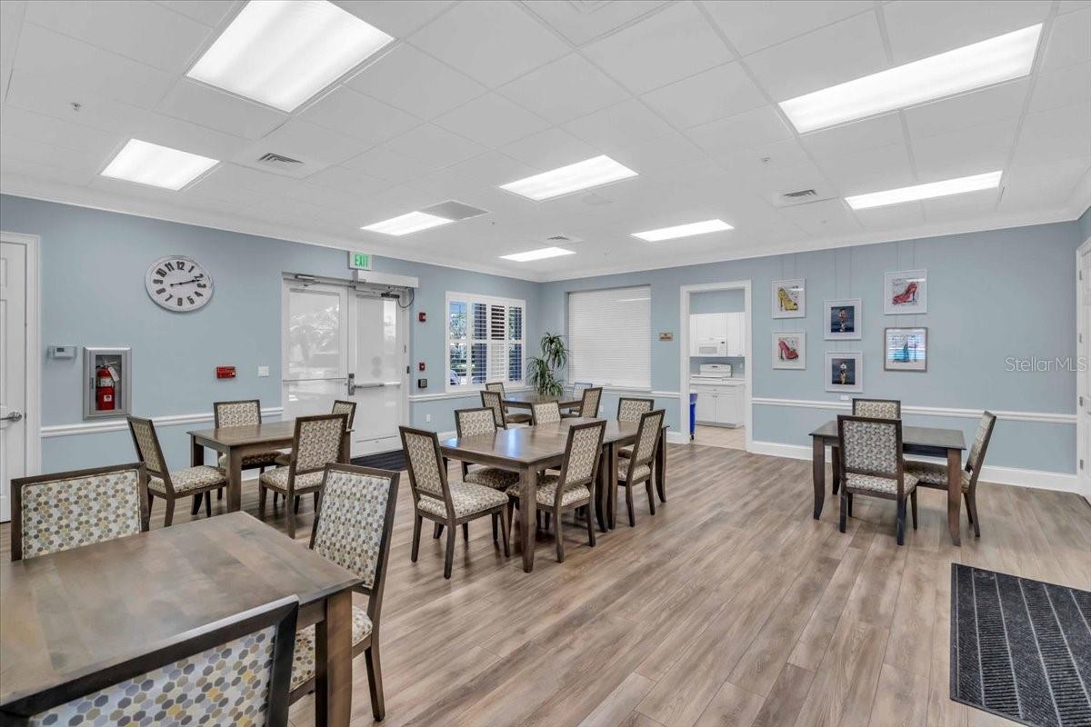 LAKESIDE AT ISLES ON PALMER RANCH - Residential