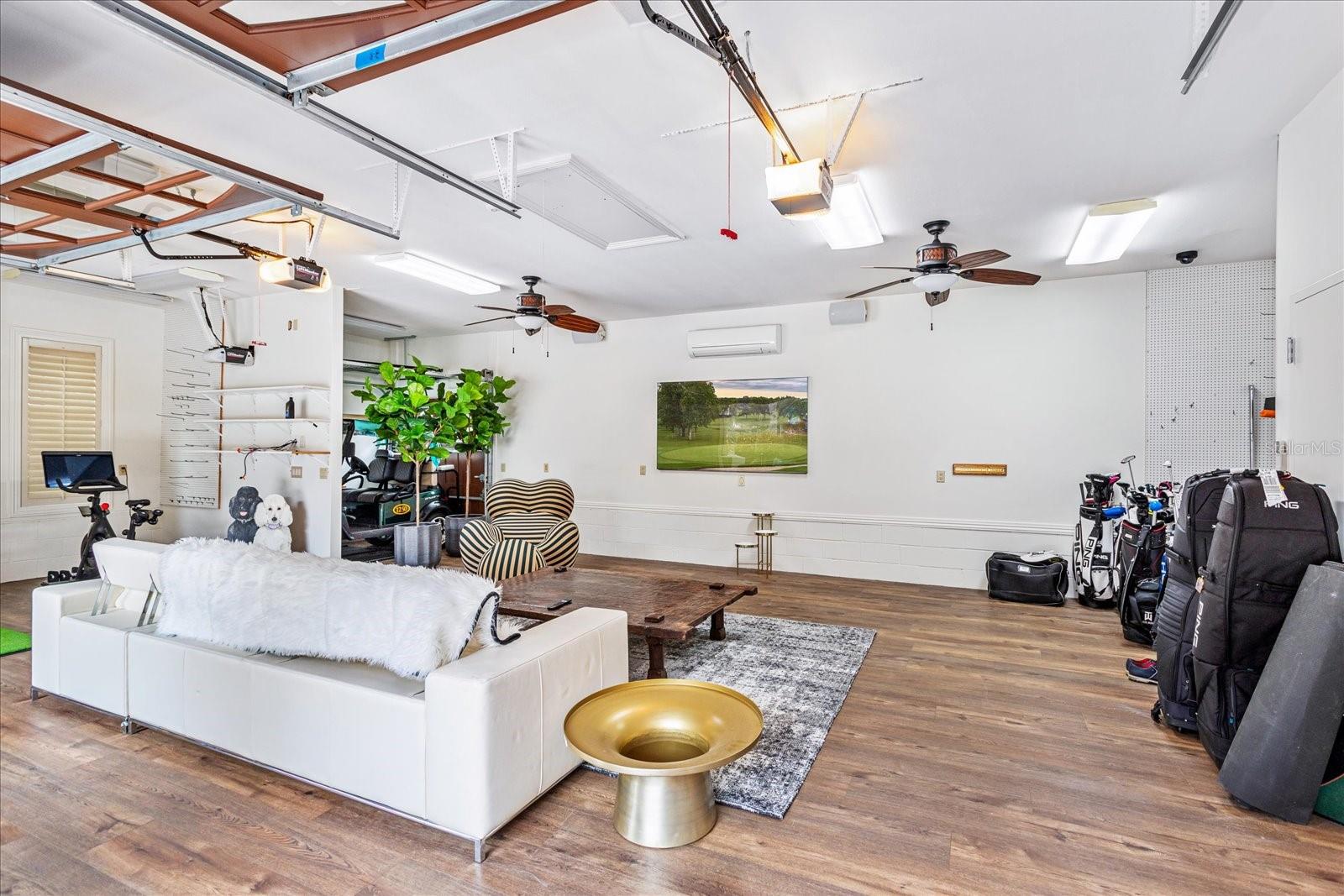 KEENES POINTE - Residential