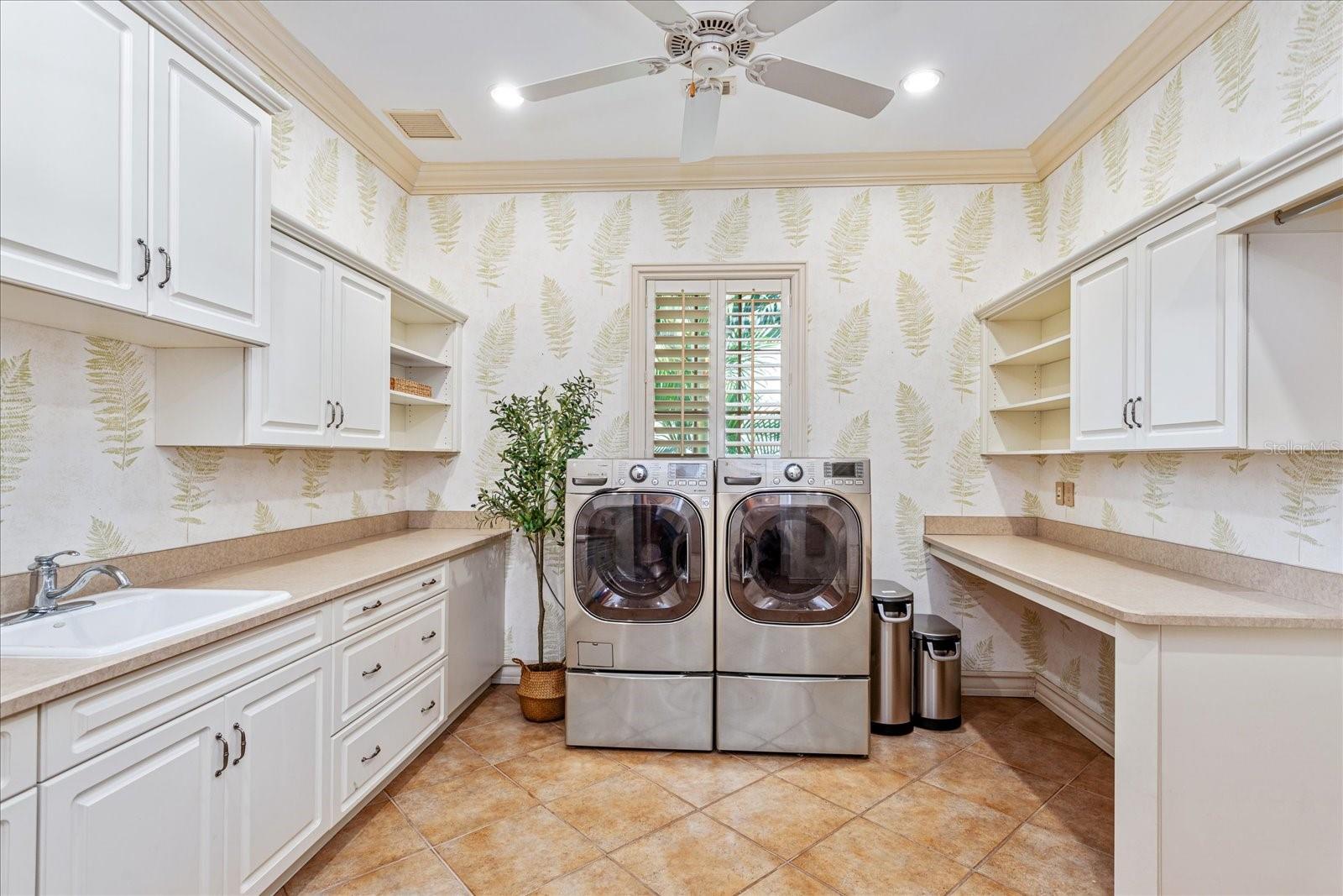 KEENES POINTE - Residential