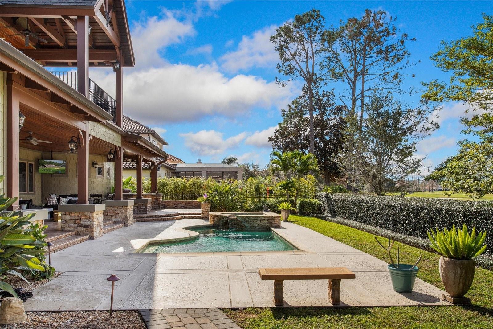 KEENES POINTE - Residential