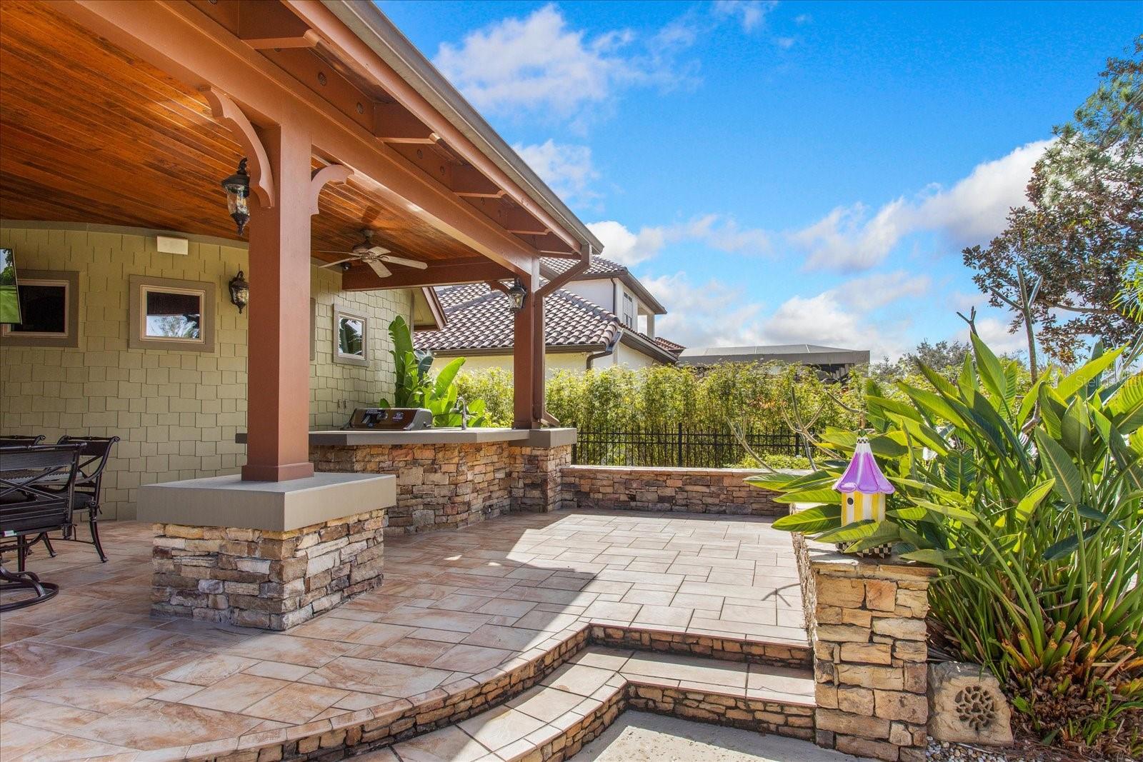 KEENES POINTE - Residential