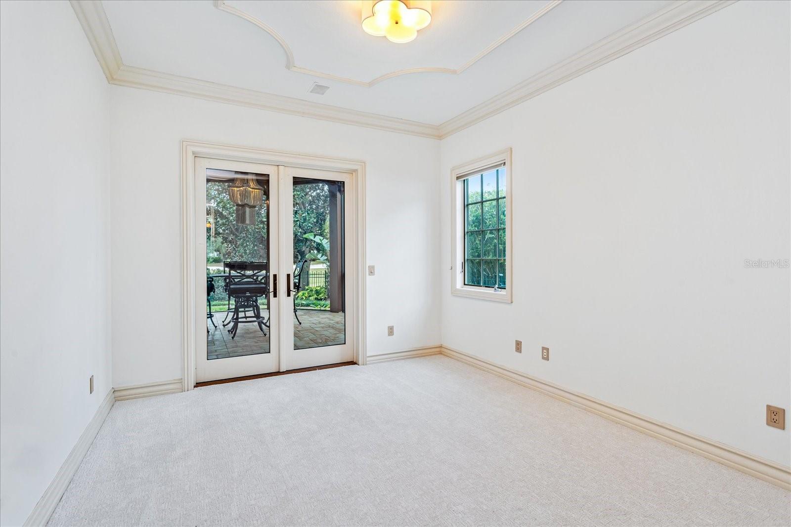 KEENES POINTE - Residential