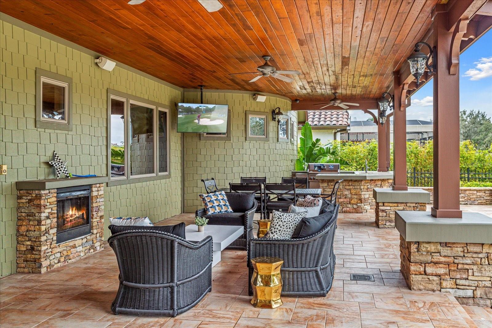 KEENES POINTE - Residential