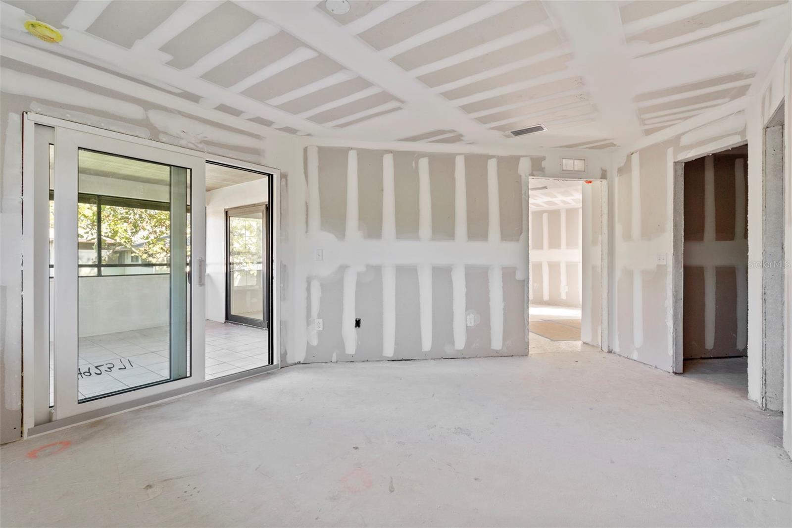 LAKECREST CONDO - Residential