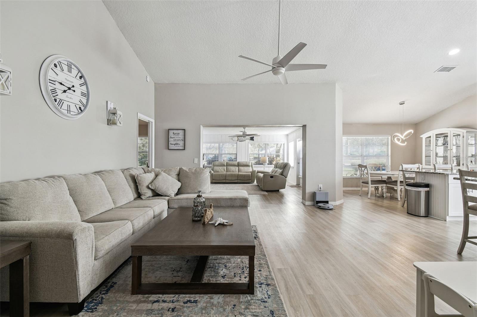 13103 TOPFLITE COURT