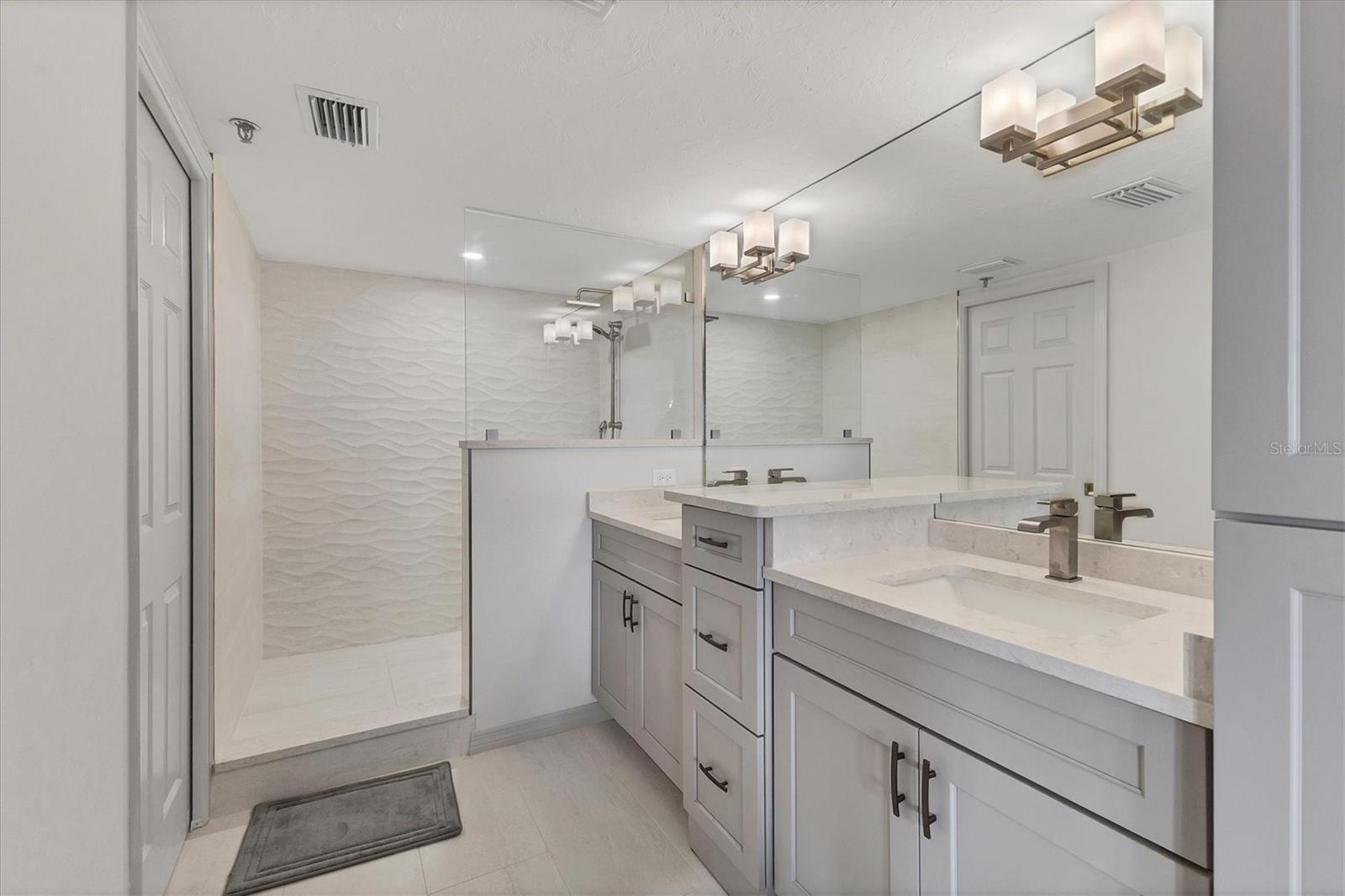 PLACIDA HARBOUR SEC 05 BLDG 16 - Residential