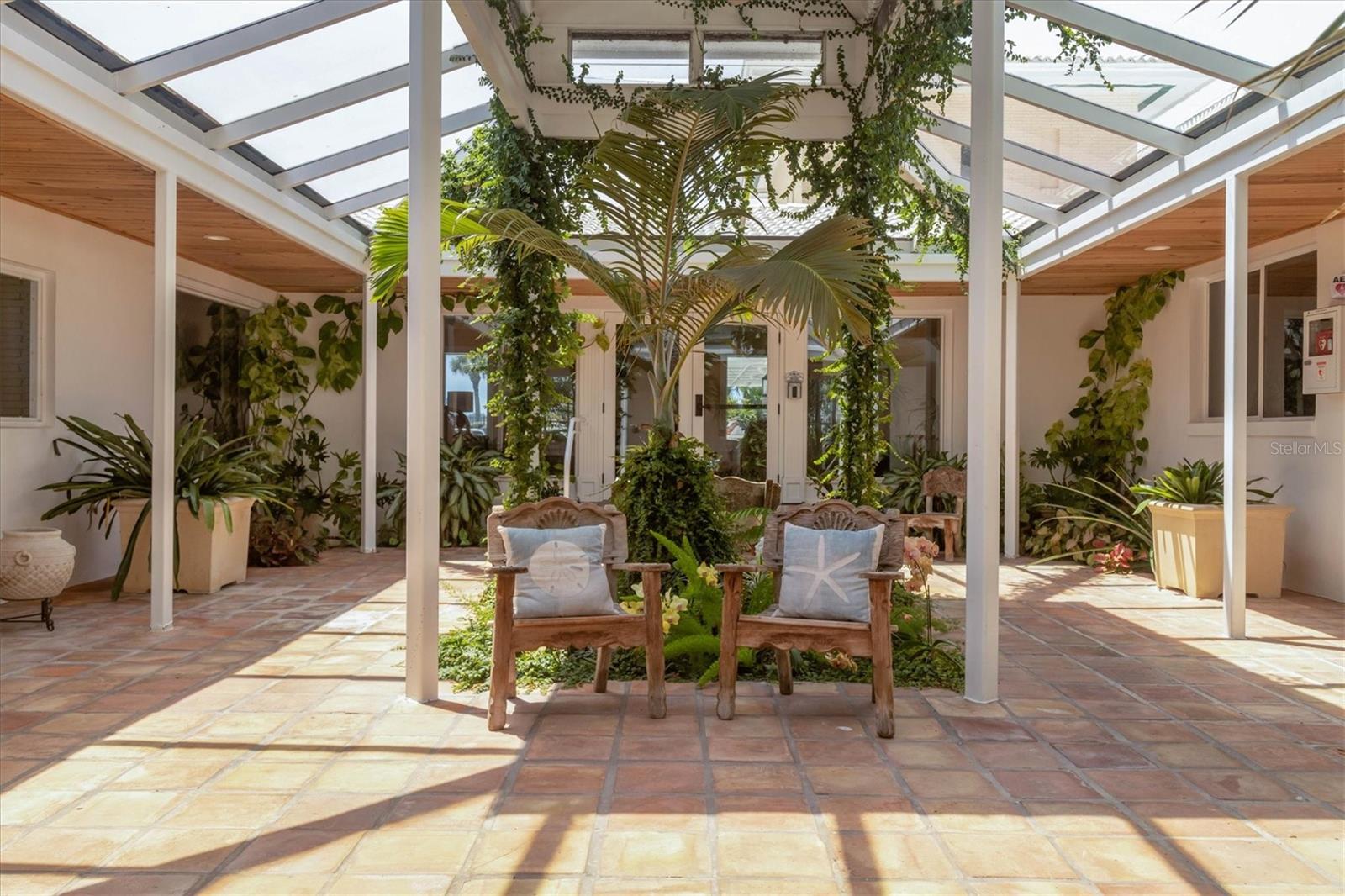 PLACIDA HARBOUR SEC 05 BLDG 16 - Residential