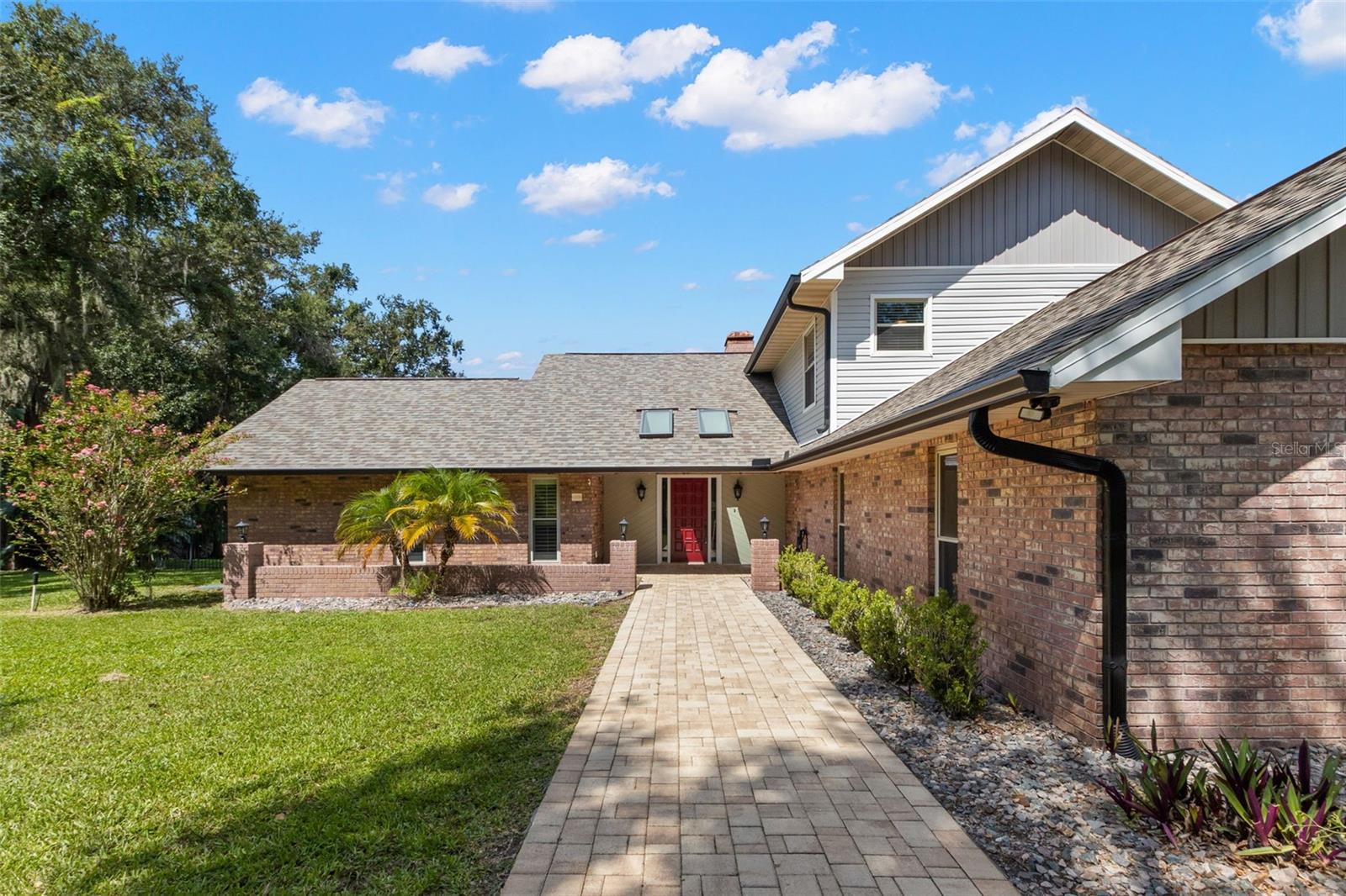 2306 S VALRICO ROAD