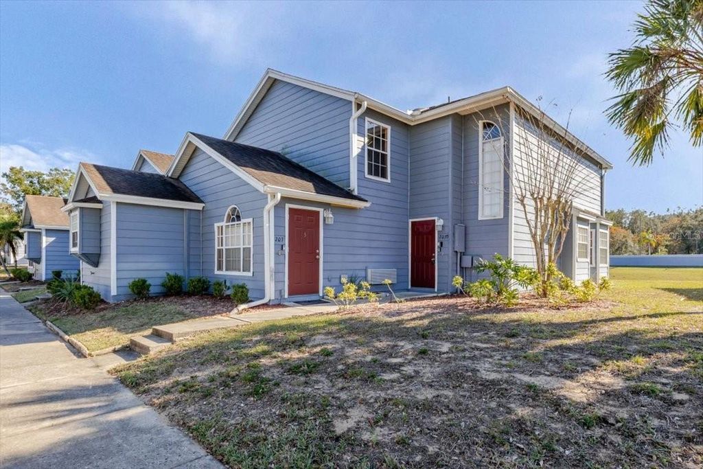 Photo of 203 Coco Plum Drive #Main Unit, Davenport, FL 33897 (MLS # O6370132)