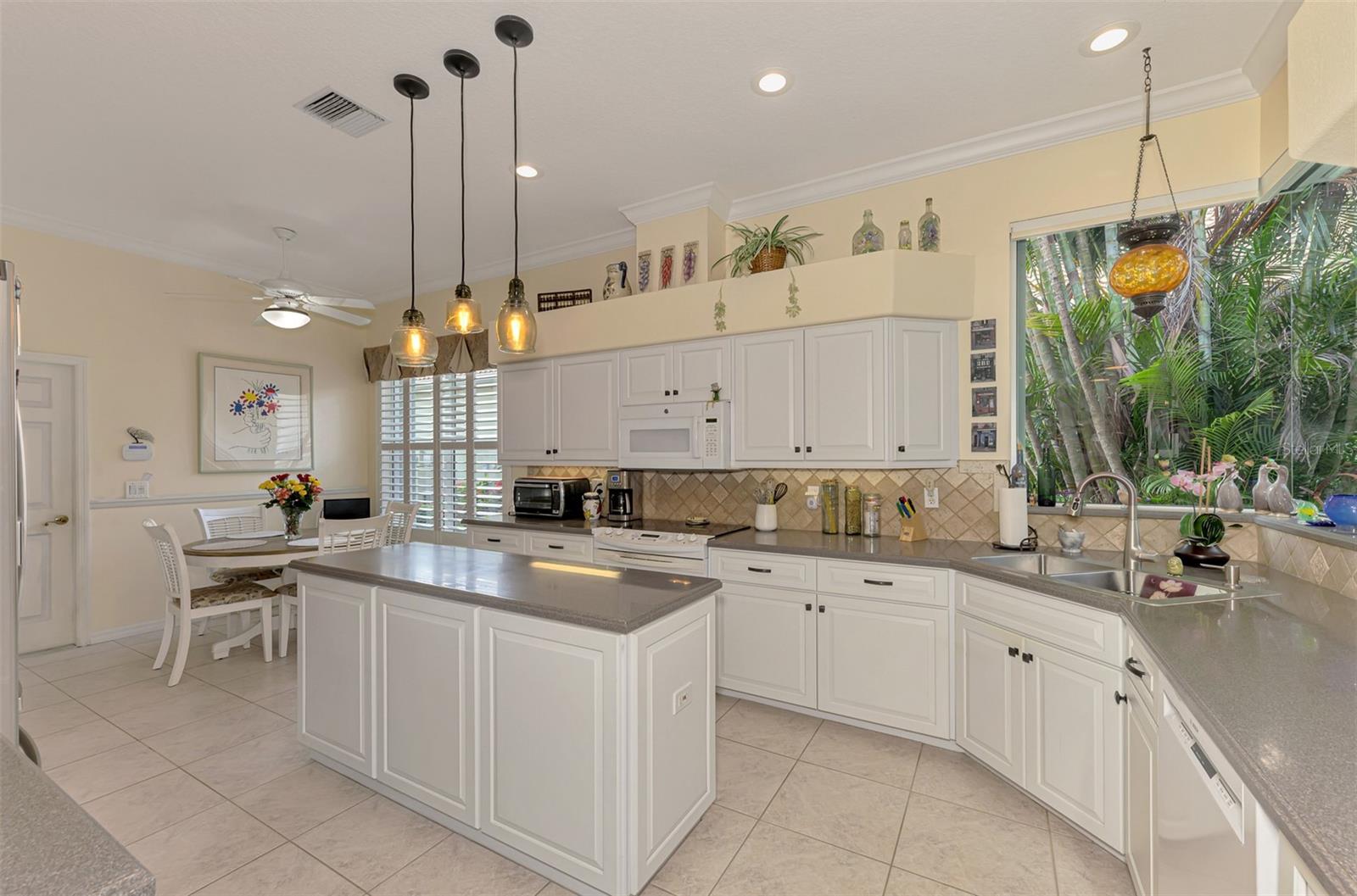 SAWGRASS - Residential