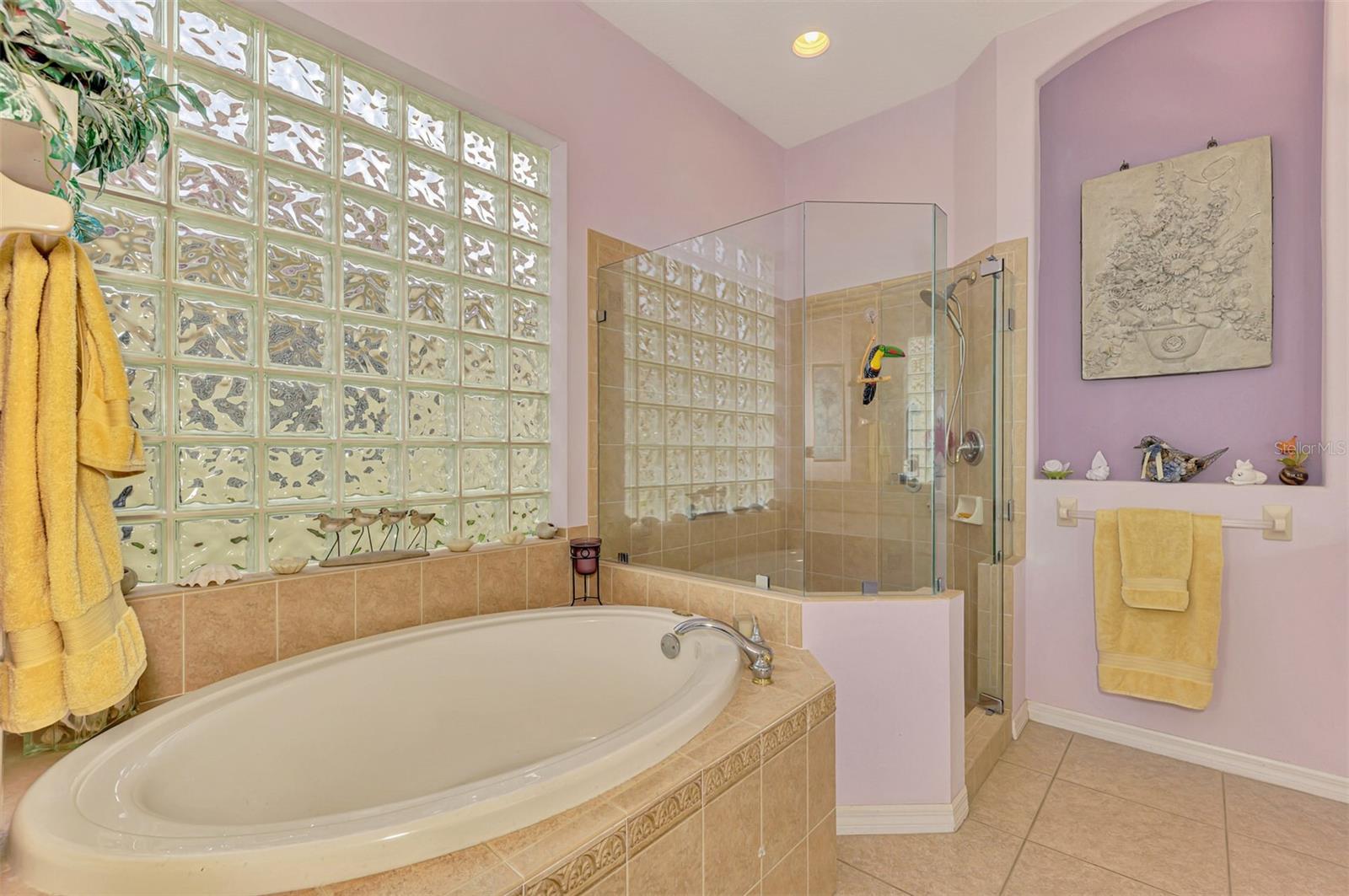 SAWGRASS - Residential