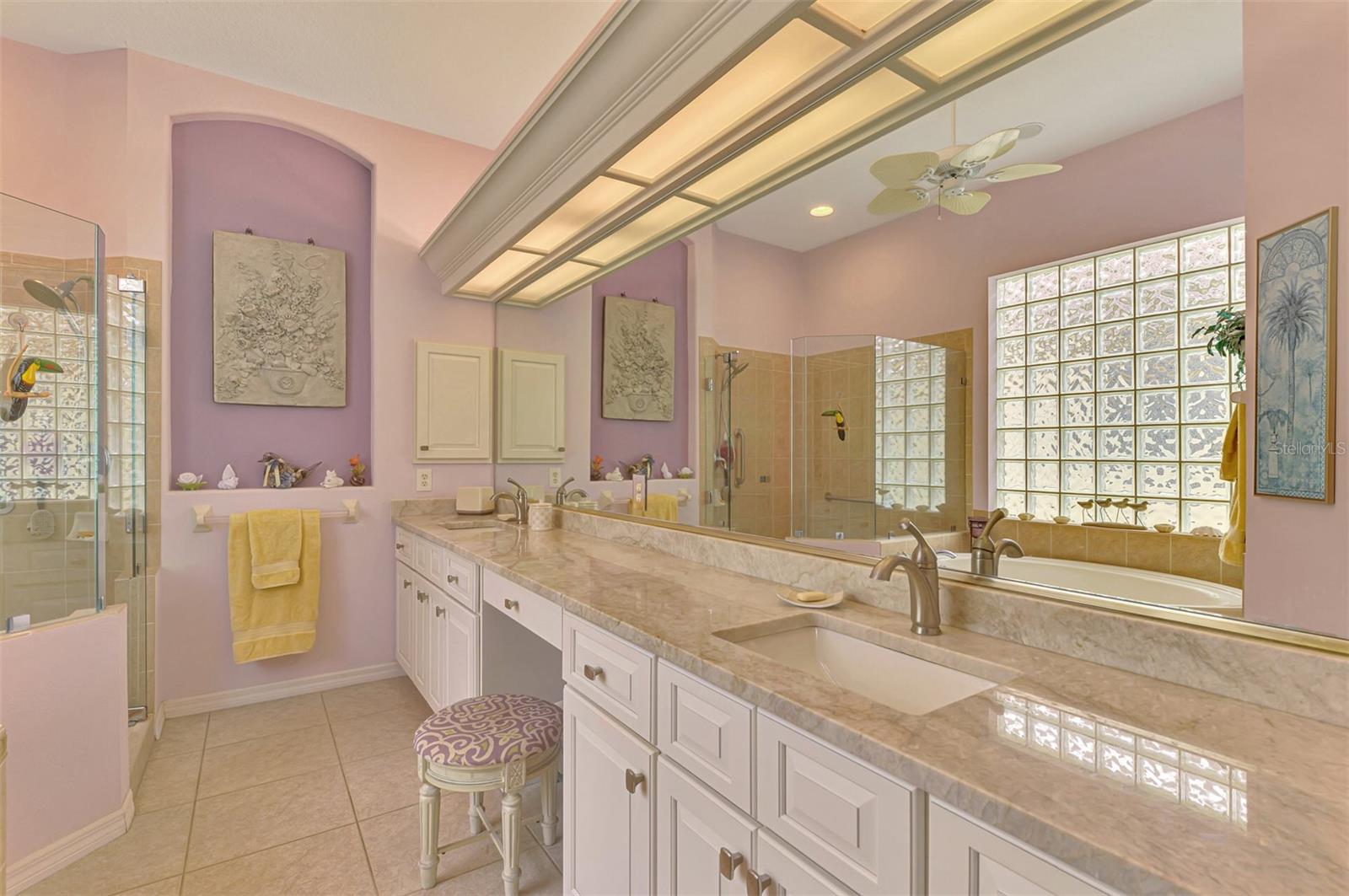SAWGRASS - Residential