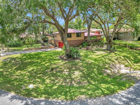 Photo of 2676 SE 52nd Avenue, Ocala, FL 34480 (MLS # OM704489)