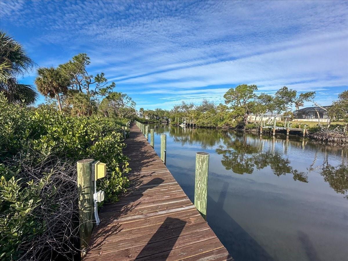 10071 CREEKSIDE DRIVE