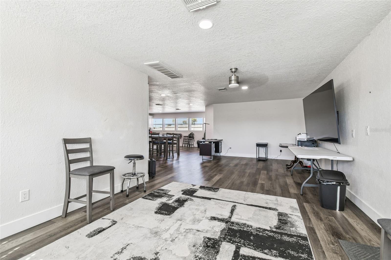 PORT RICHEY LAND CO - Residential