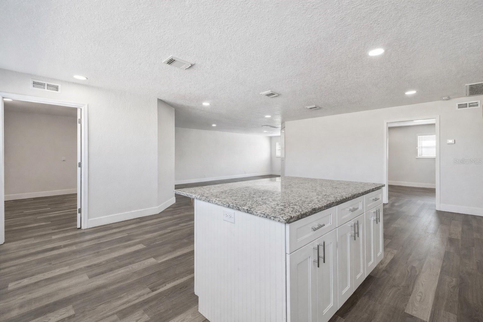 PORT RICHEY LAND CO - Residential