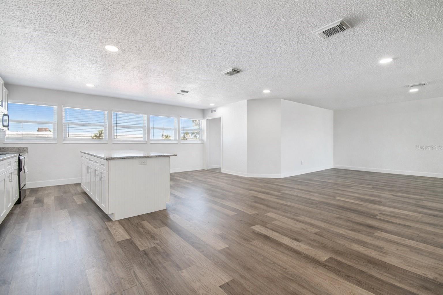 PORT RICHEY LAND CO - Residential