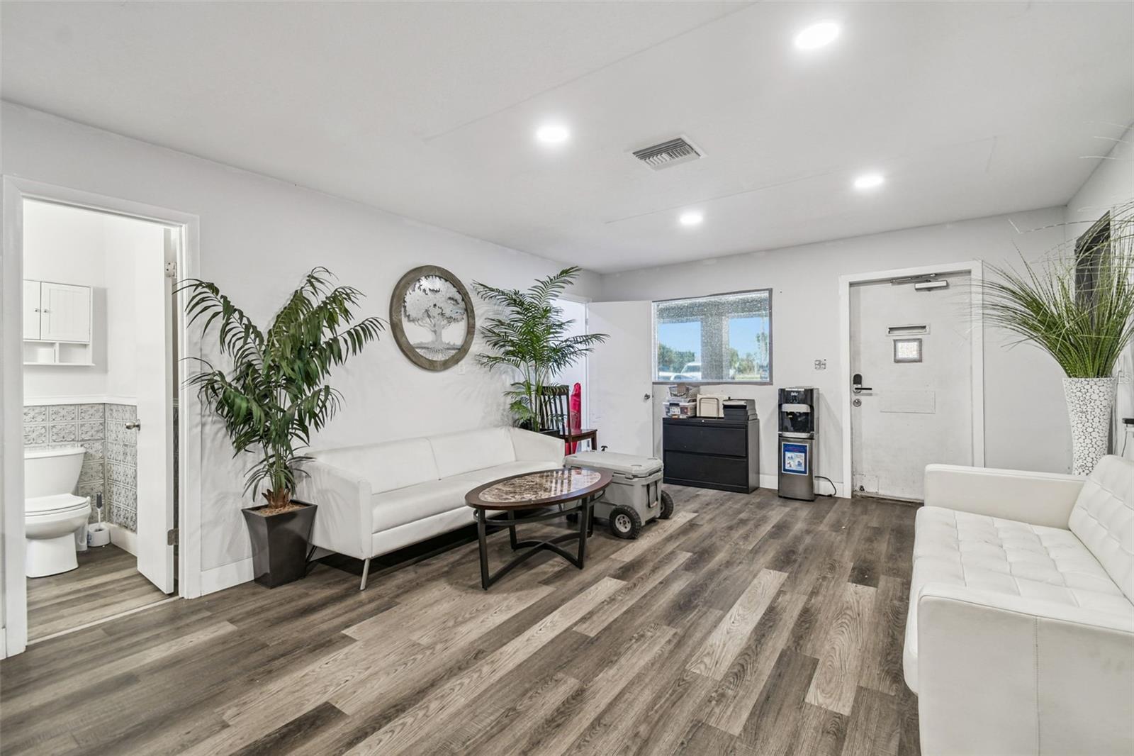 PORT RICHEY LAND CO - Residential