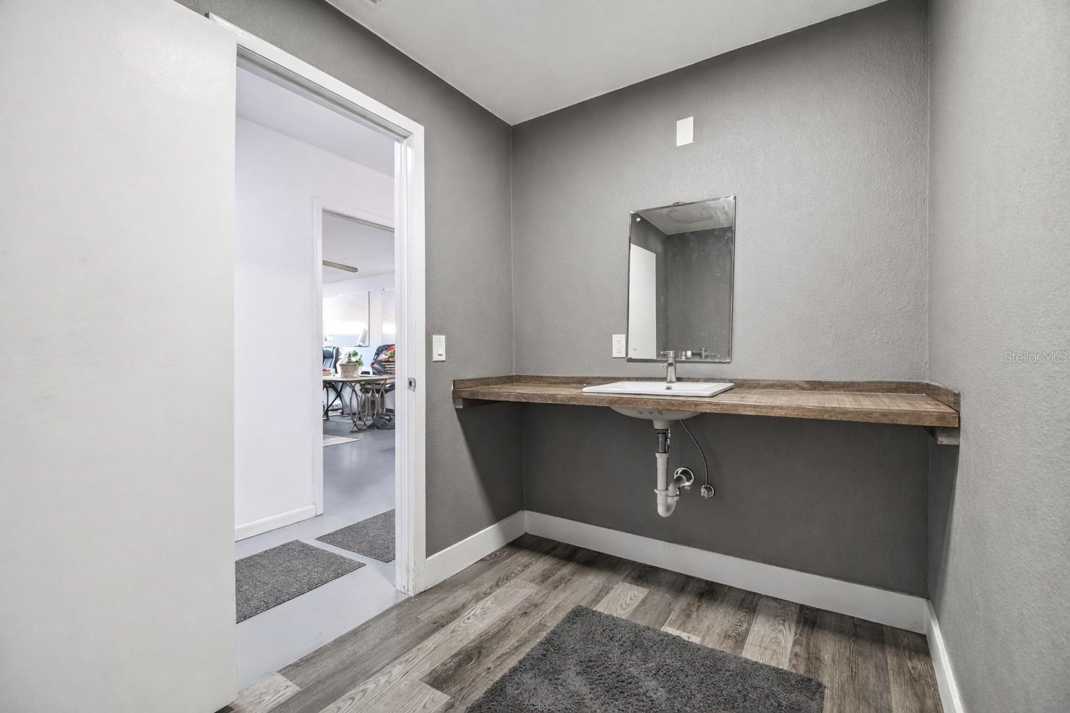 PORT RICHEY LAND CO - Residential