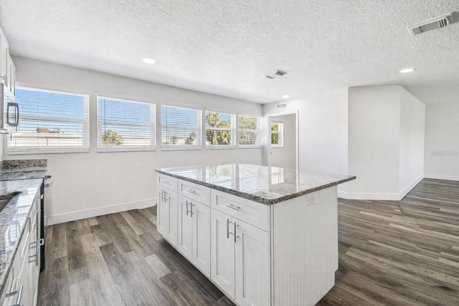 PORT RICHEY LAND CO - Residential