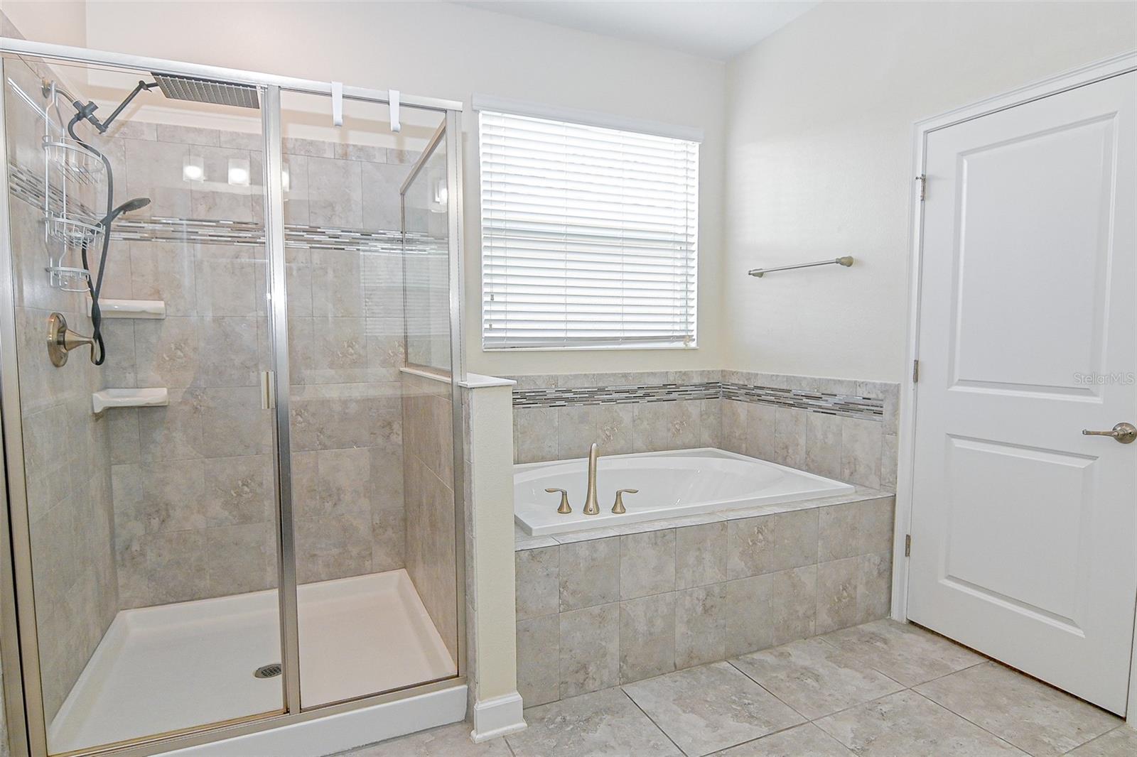 SIGNATURE LAKES PH 3B-4, 3B-5 & - Residential