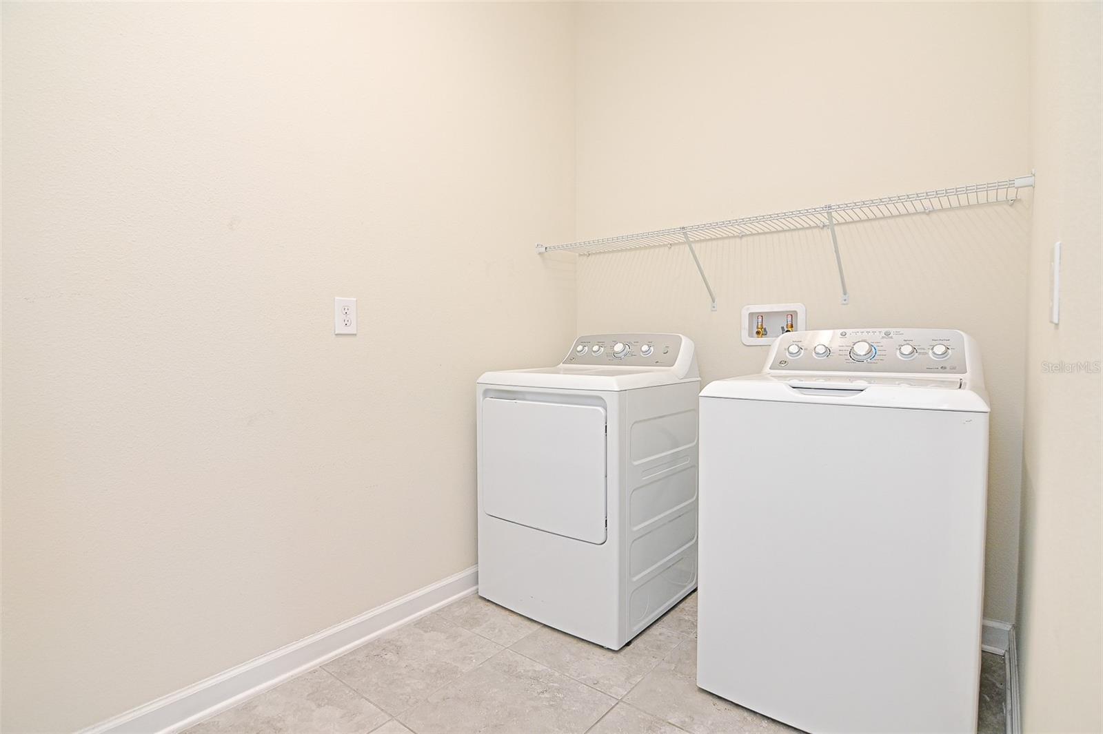 SIGNATURE LAKES PH 3B-4, 3B-5 & - Residential