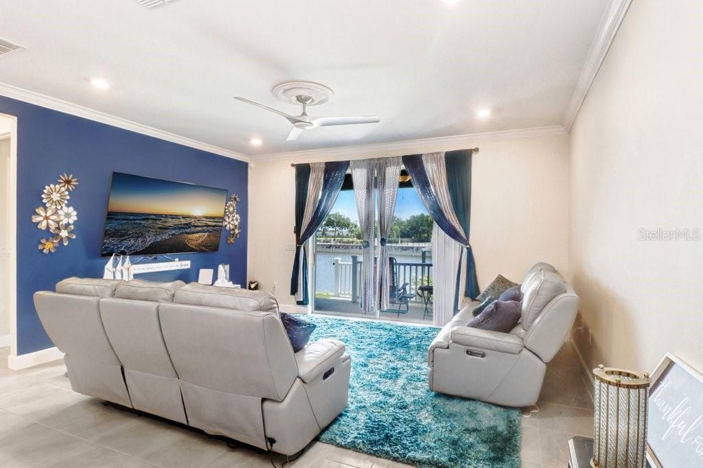 MIRABAY PRCL 8 - Residential