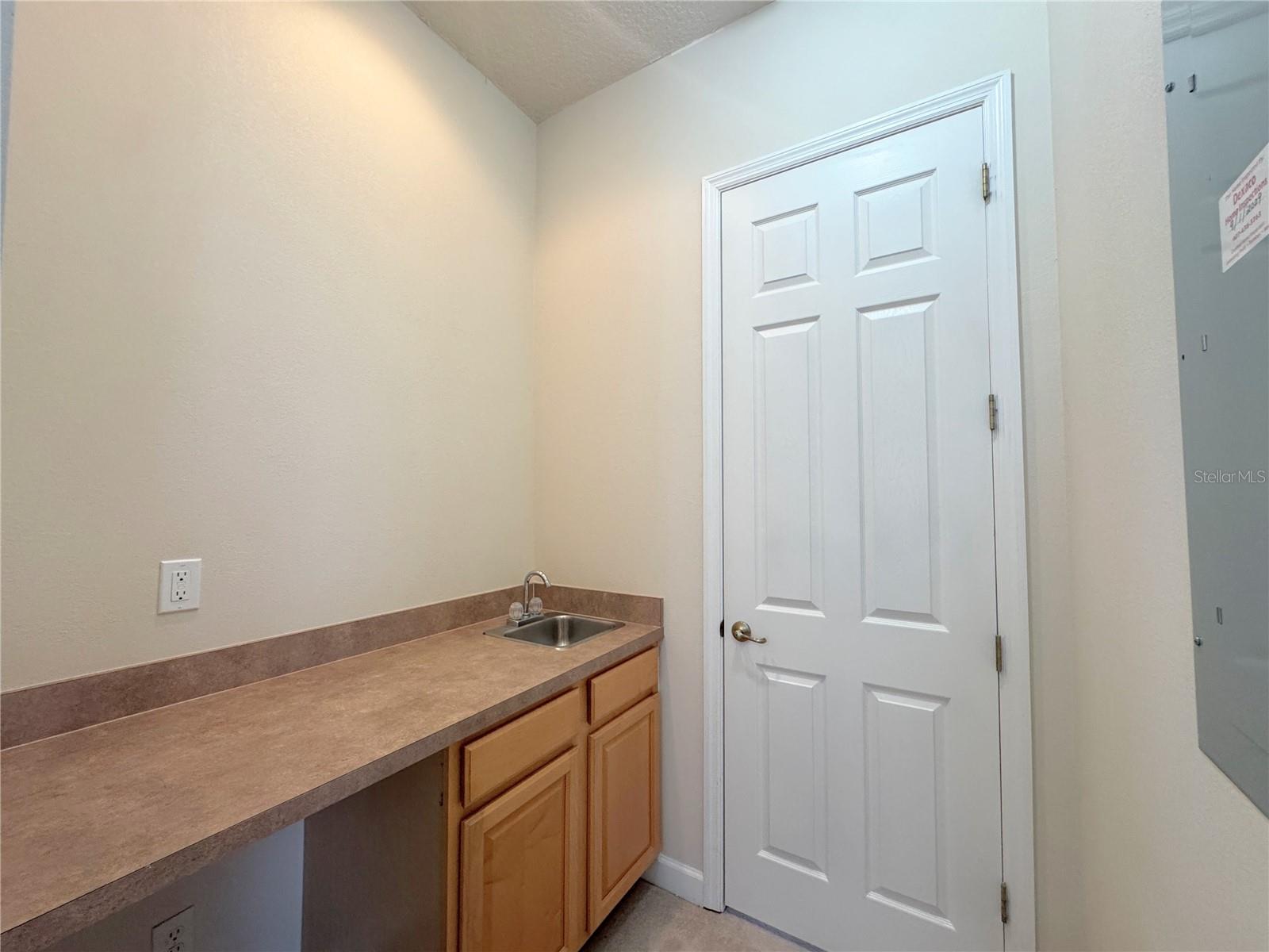 REUNION PH 2 PRCL 3 - Residential Lease