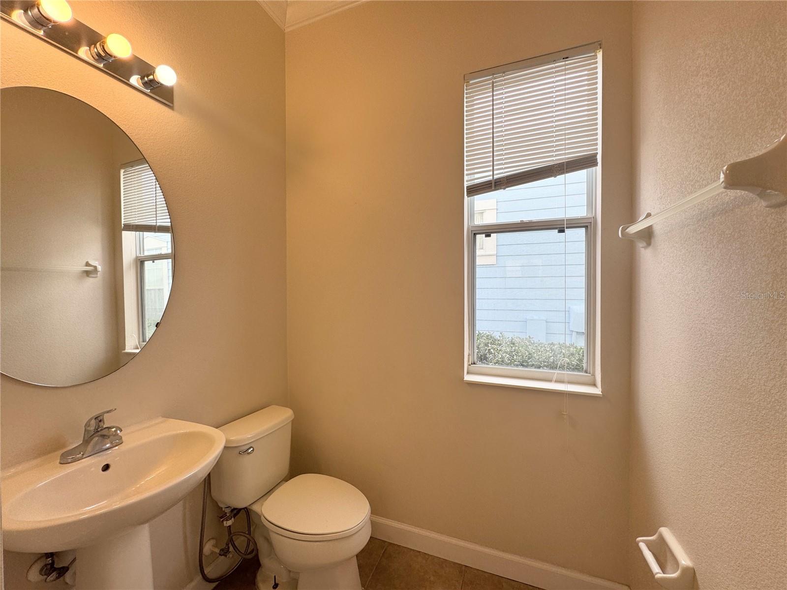 REUNION PH 2 PRCL 3 - Residential Lease