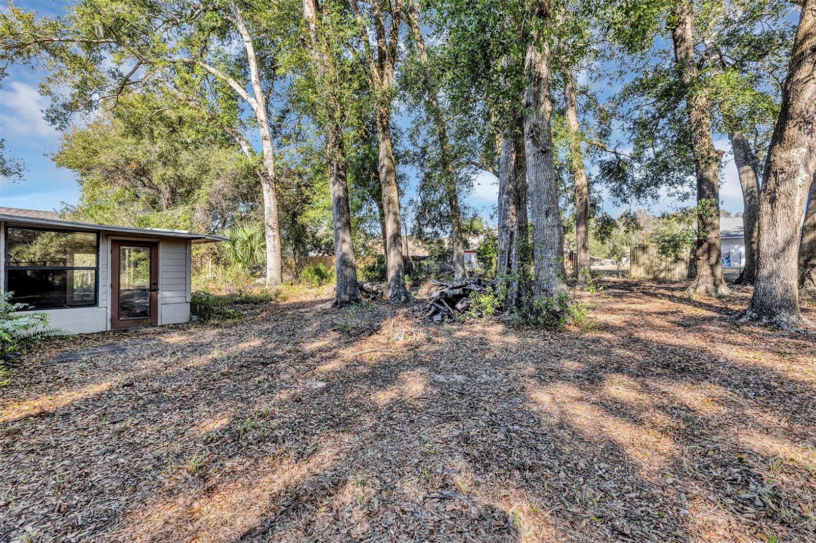 SELMA HOMESITES - Residential