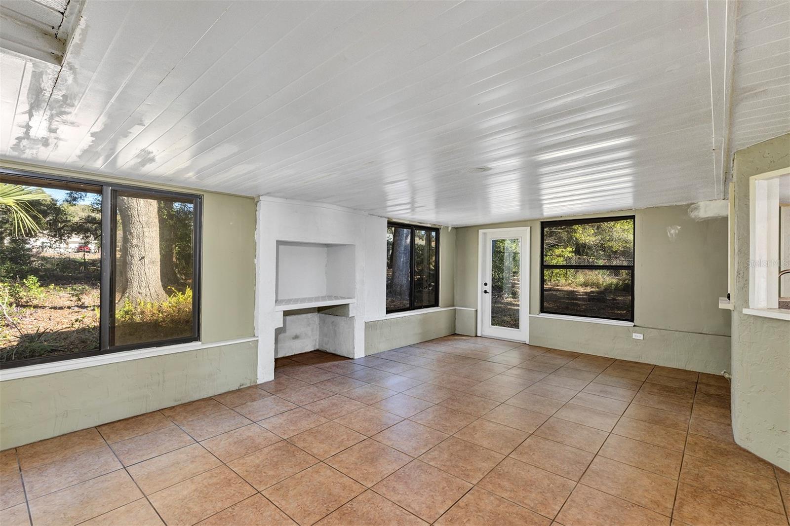 SELMA HOMESITES - Residential