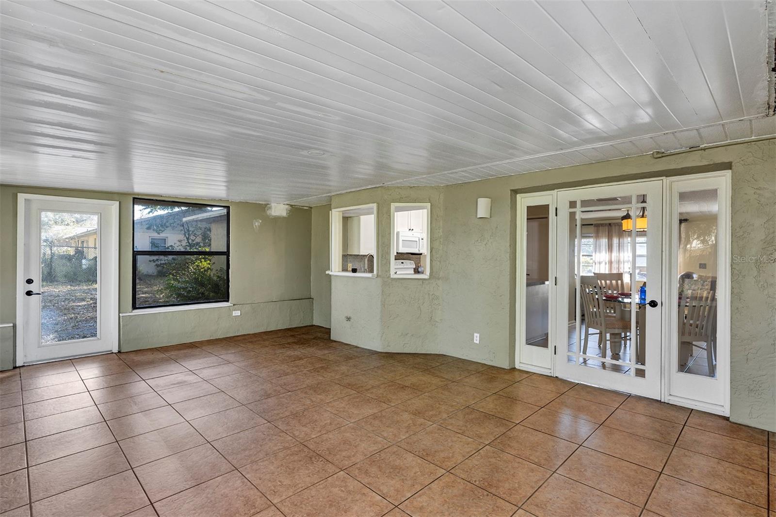 SELMA HOMESITES - Residential