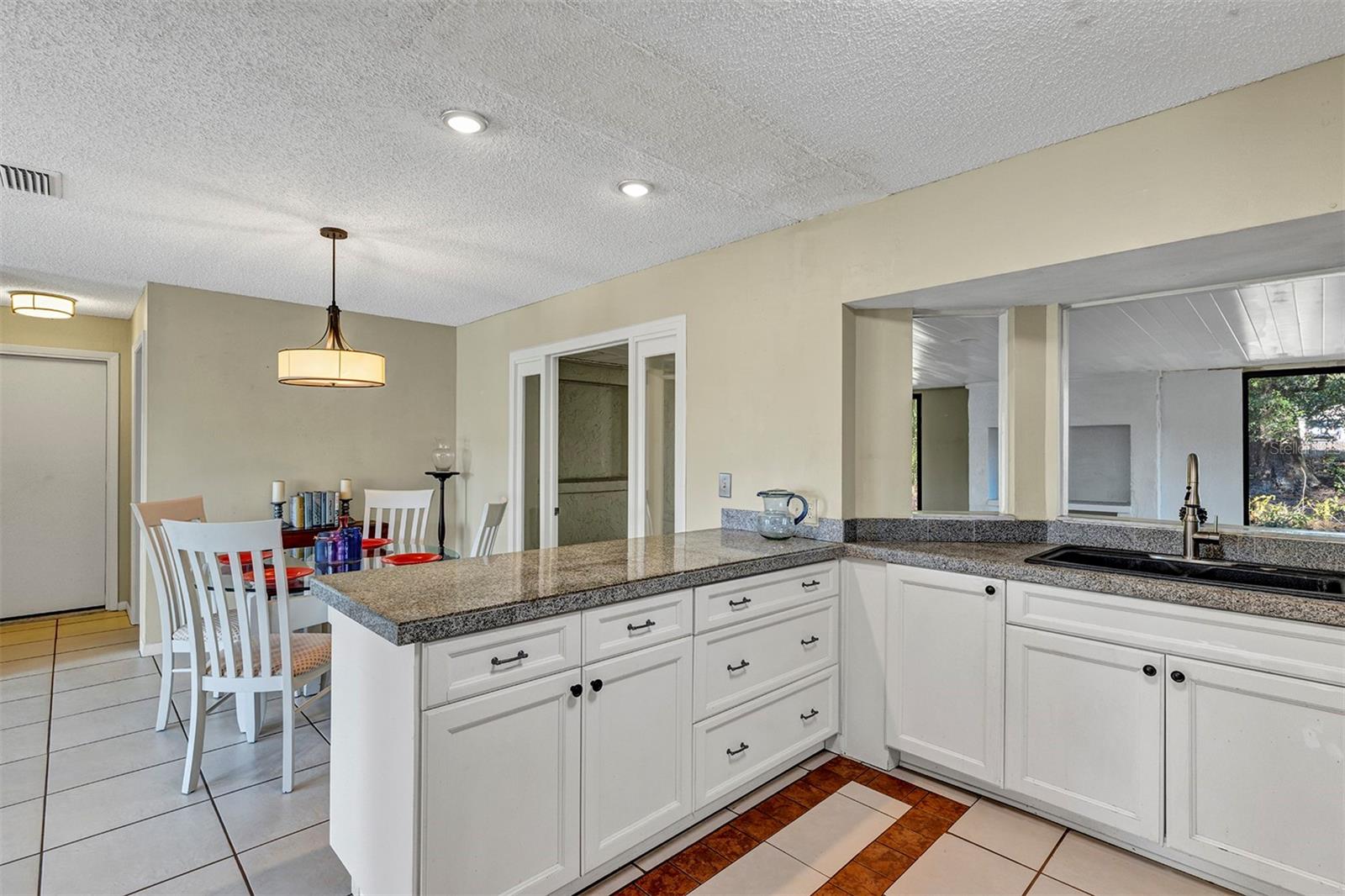 SELMA HOMESITES - Residential