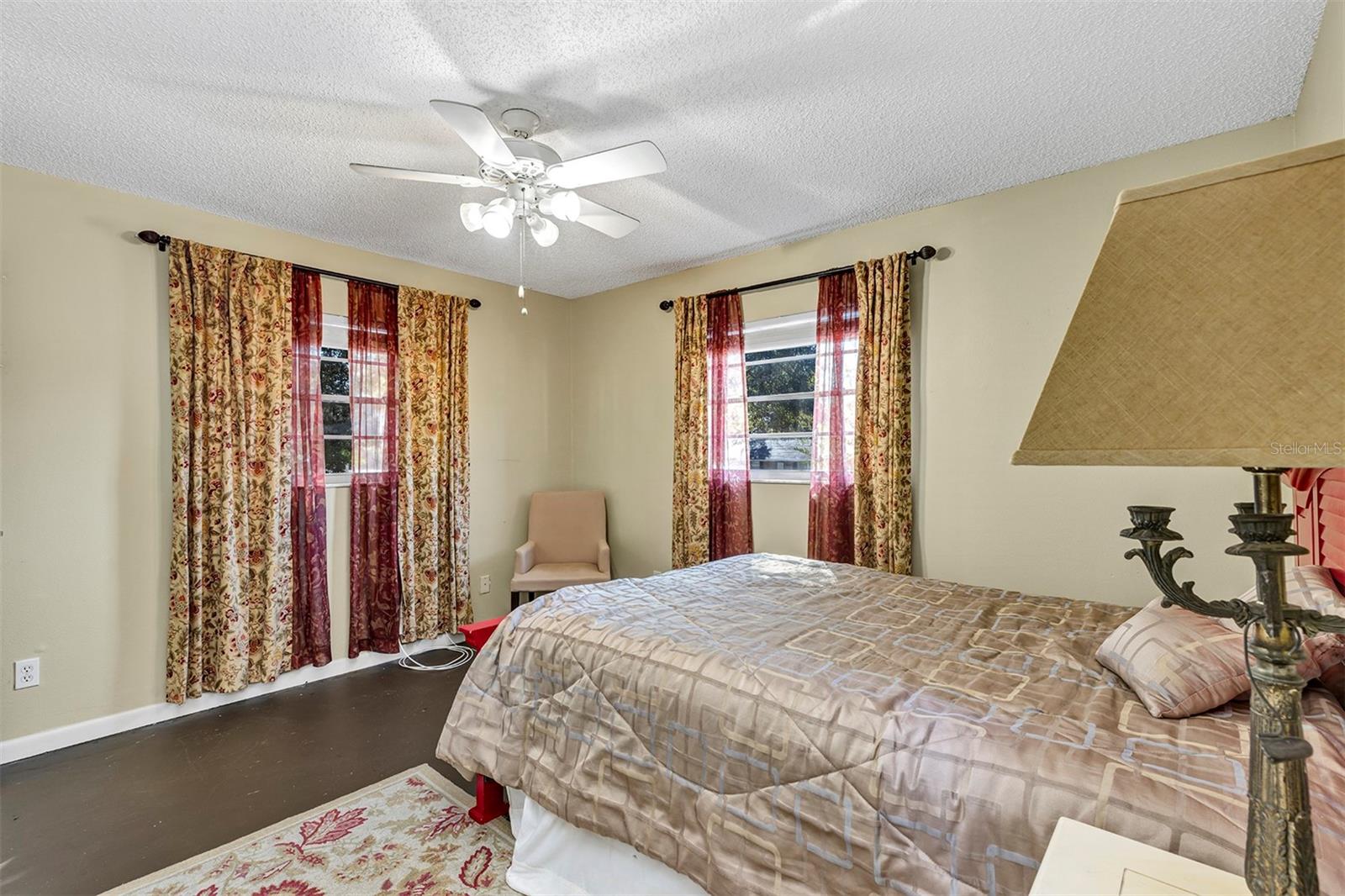 SELMA HOMESITES - Residential