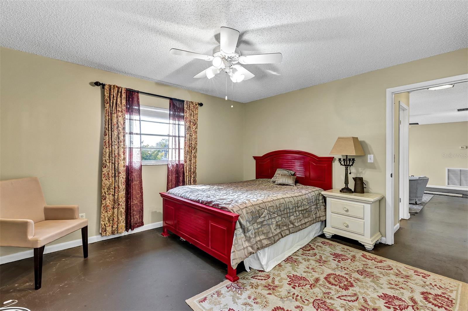 SELMA HOMESITES - Residential