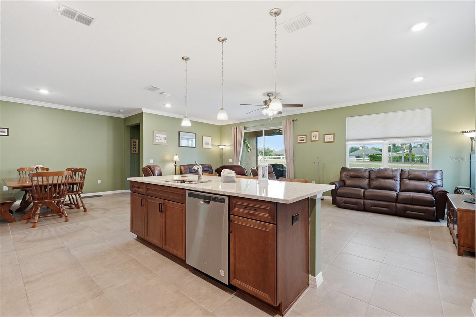 CRESCENT RDG PH IV - Residential