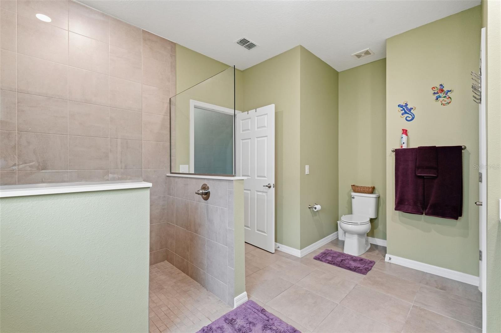 CRESCENT RDG PH IV - Residential