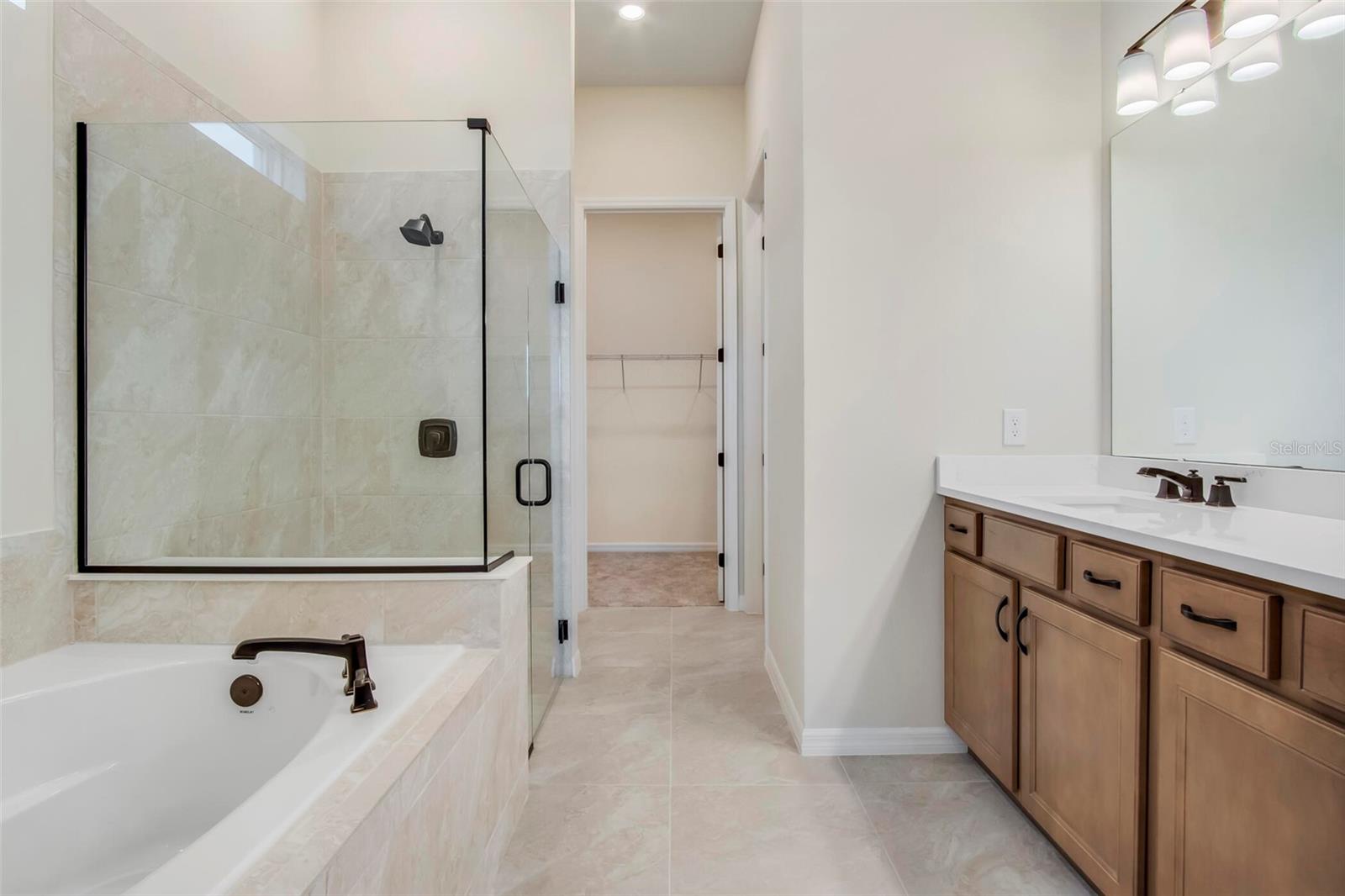 PARKVIEW RESERVE PH 1 - Residential Lease