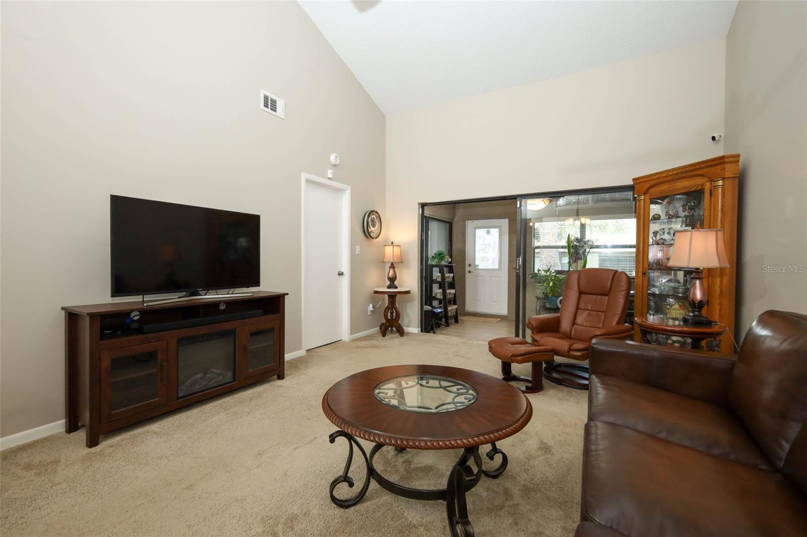 LAKE OF THE WOODS TOWNHOUSE - Residential