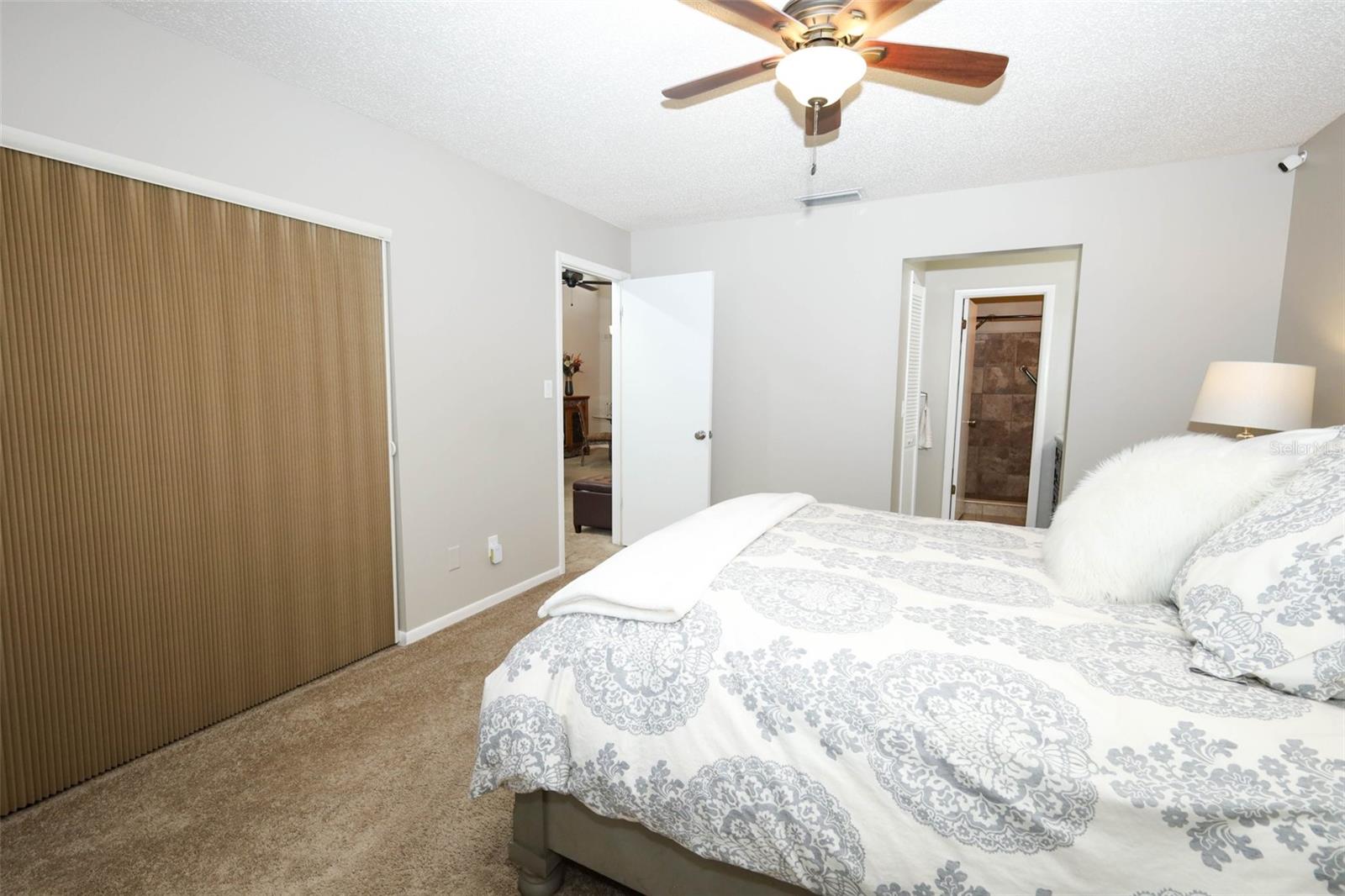 LAKE OF THE WOODS TOWNHOUSE - Residential