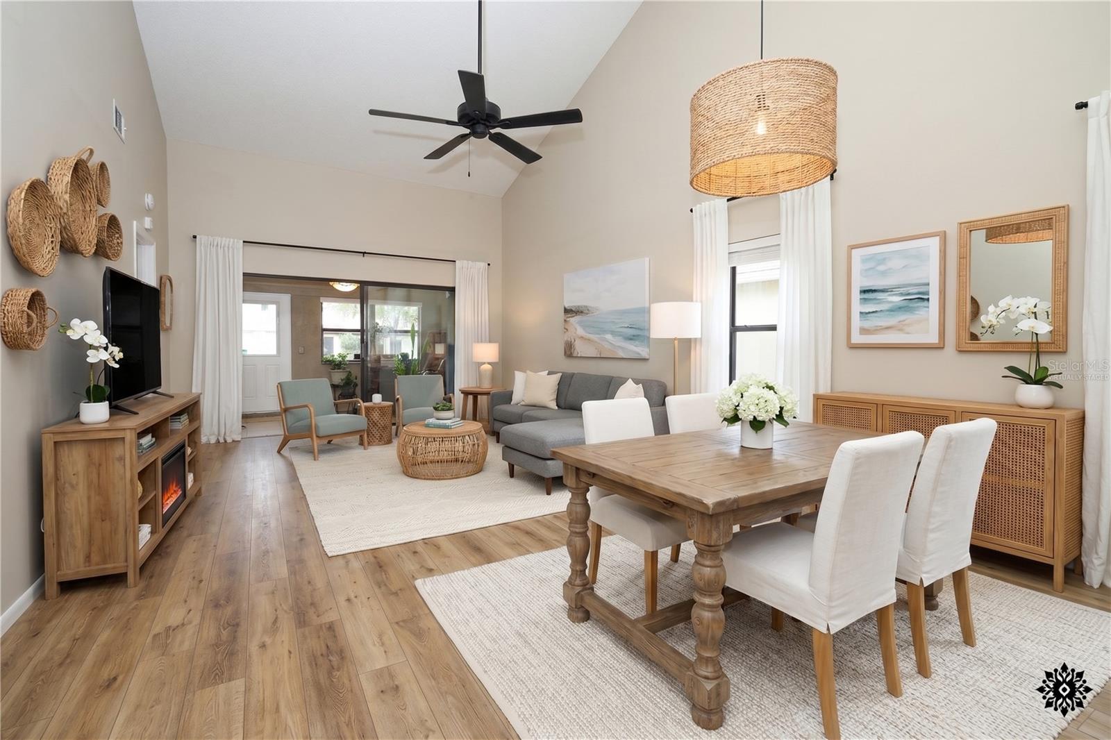 LAKE OF THE WOODS TOWNHOUSE - Residential