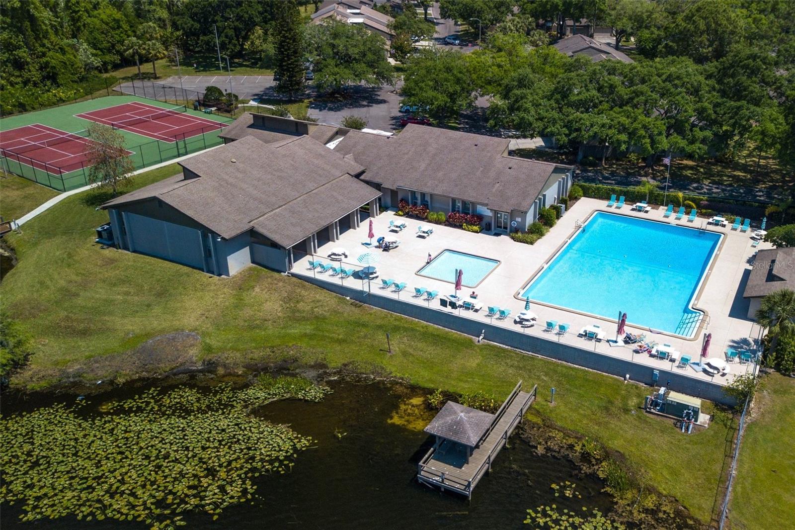 LAKE OF THE WOODS TOWNHOUSE - Residential