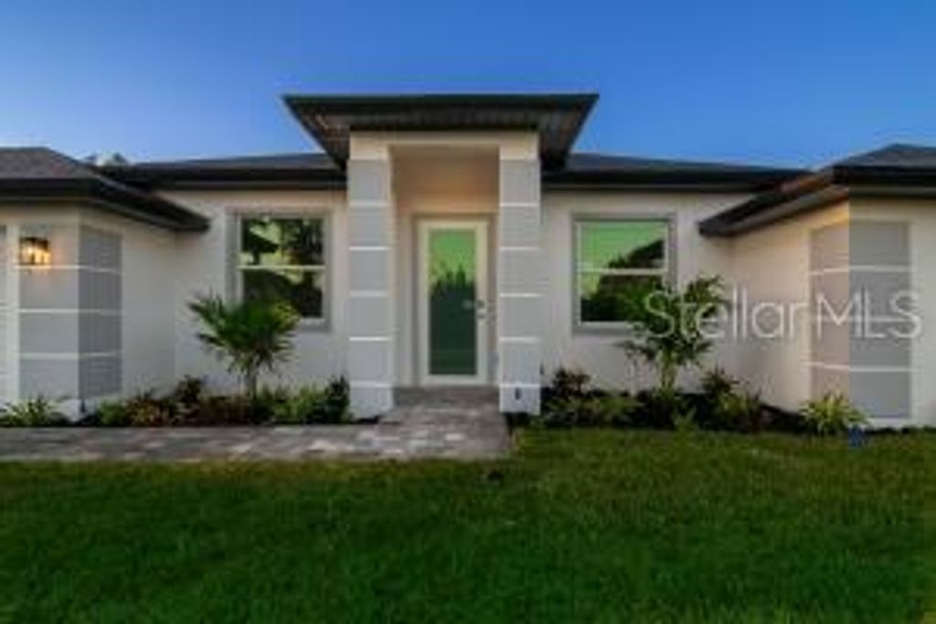 Photo of 10654 Washington Road, Port Charlotte, FL 33981 (MLS # O6354150)