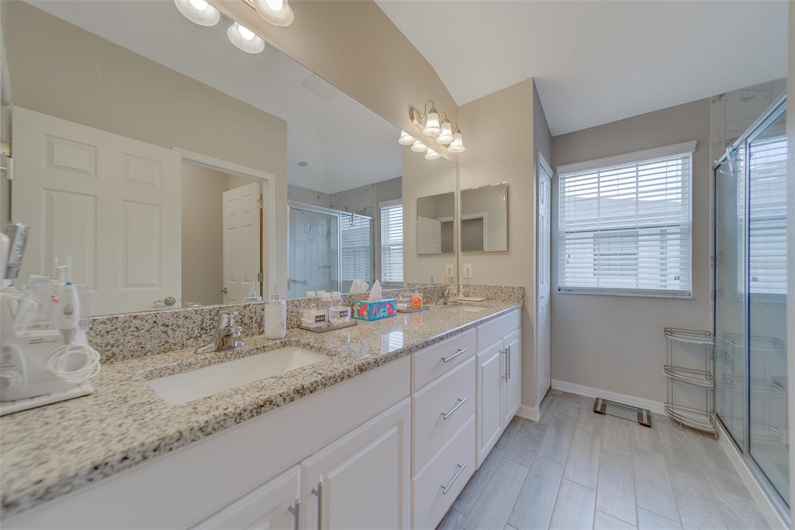 WEST LAKE TWNHMS PH 2 - Residential