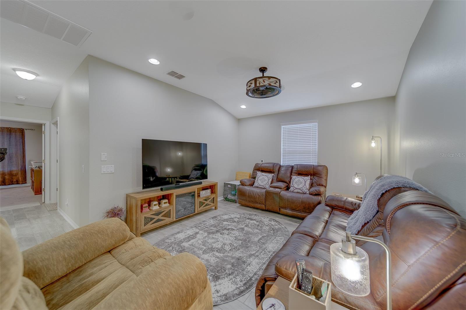 WEST LAKE TWNHMS PH 2 - Residential